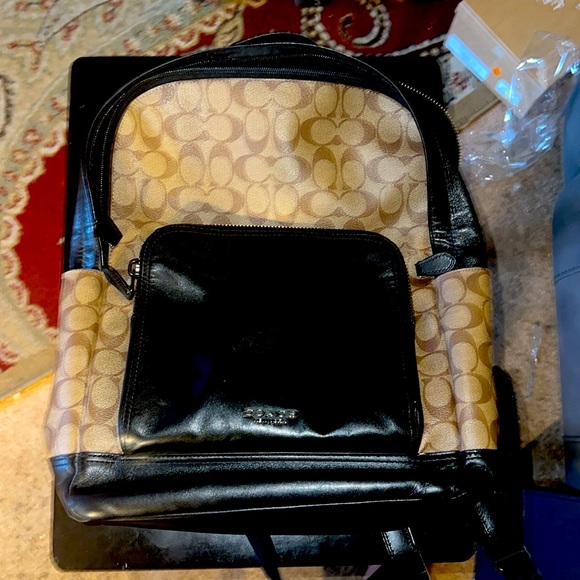 Coach - Picture 1 of 1